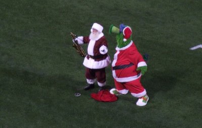 christmas-in-july-phillies