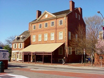 city-tavern-philadelphia-oldest-bars-in-us