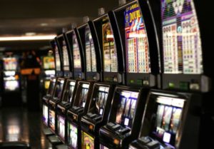 5-interesting-facts-you-never-knew-about-slot-machines-36122-600x418