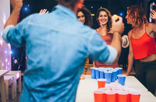 how to play Beer Pong